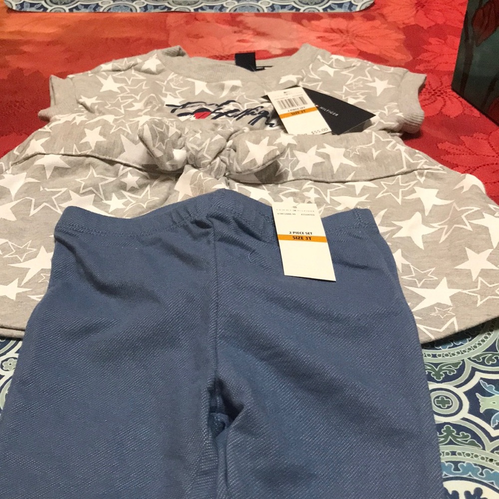 Tommy Hilfiger size 3t girls set